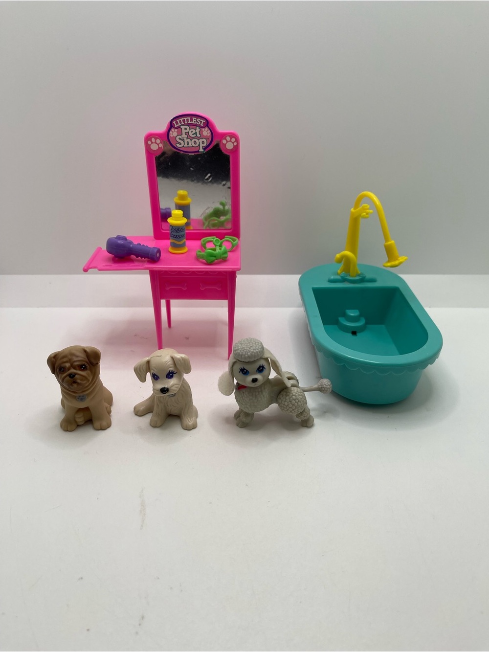 Vintage Littlest Pet Shop Splash Happy Puppies 1993 by Kenner 3 pups stand